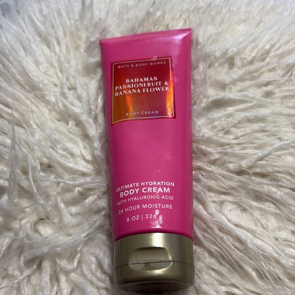 NWT! Bath and Body Works set! - Picture 3 of 6